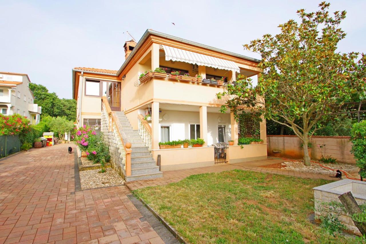 Apartment Pineta In Village Valbandon Dış mekan fotoğraf